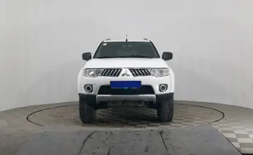 Mitsubishi Pajero Sport 2012 года за 7 330 000 тг. в Астана фото 2