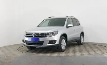Volkswagen Tiguan 2015 года за 8 410 000 тг. в Астана