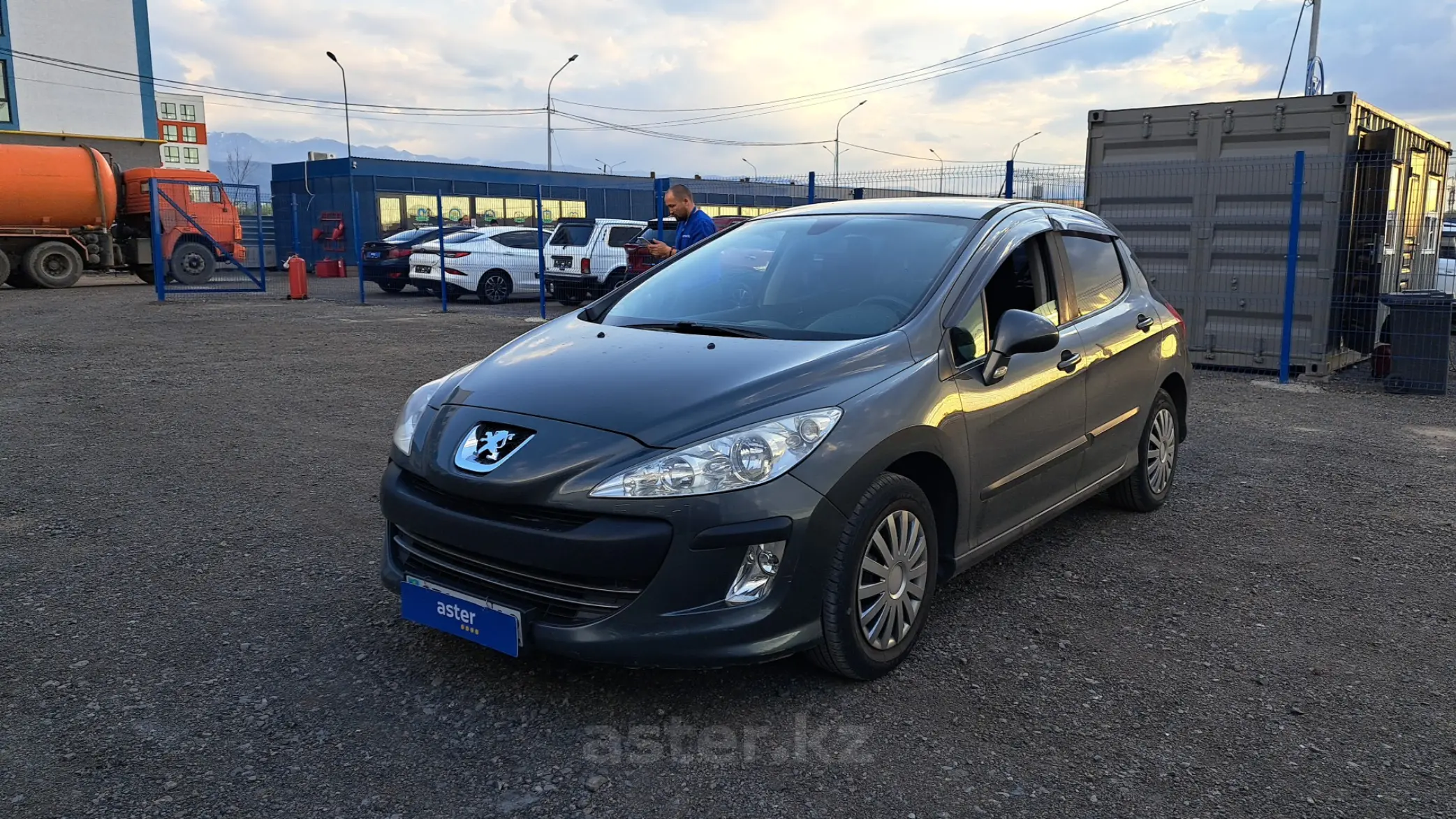 Купить Peugeot 308 2010 года в Алматы, цена 3600000 тенге. Продажа Peugeot  308 в Алматы - Aster.kz. №c825632