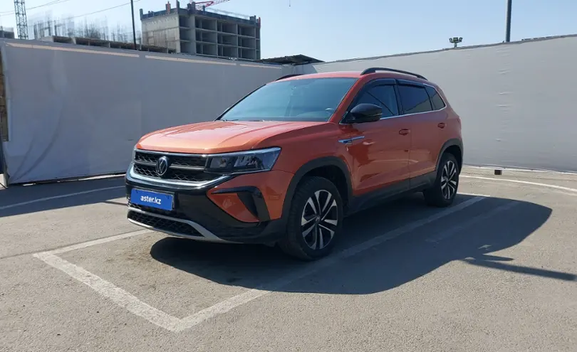 Volkswagen Taos 2021 года за 15 300 000 тг. в Алматы