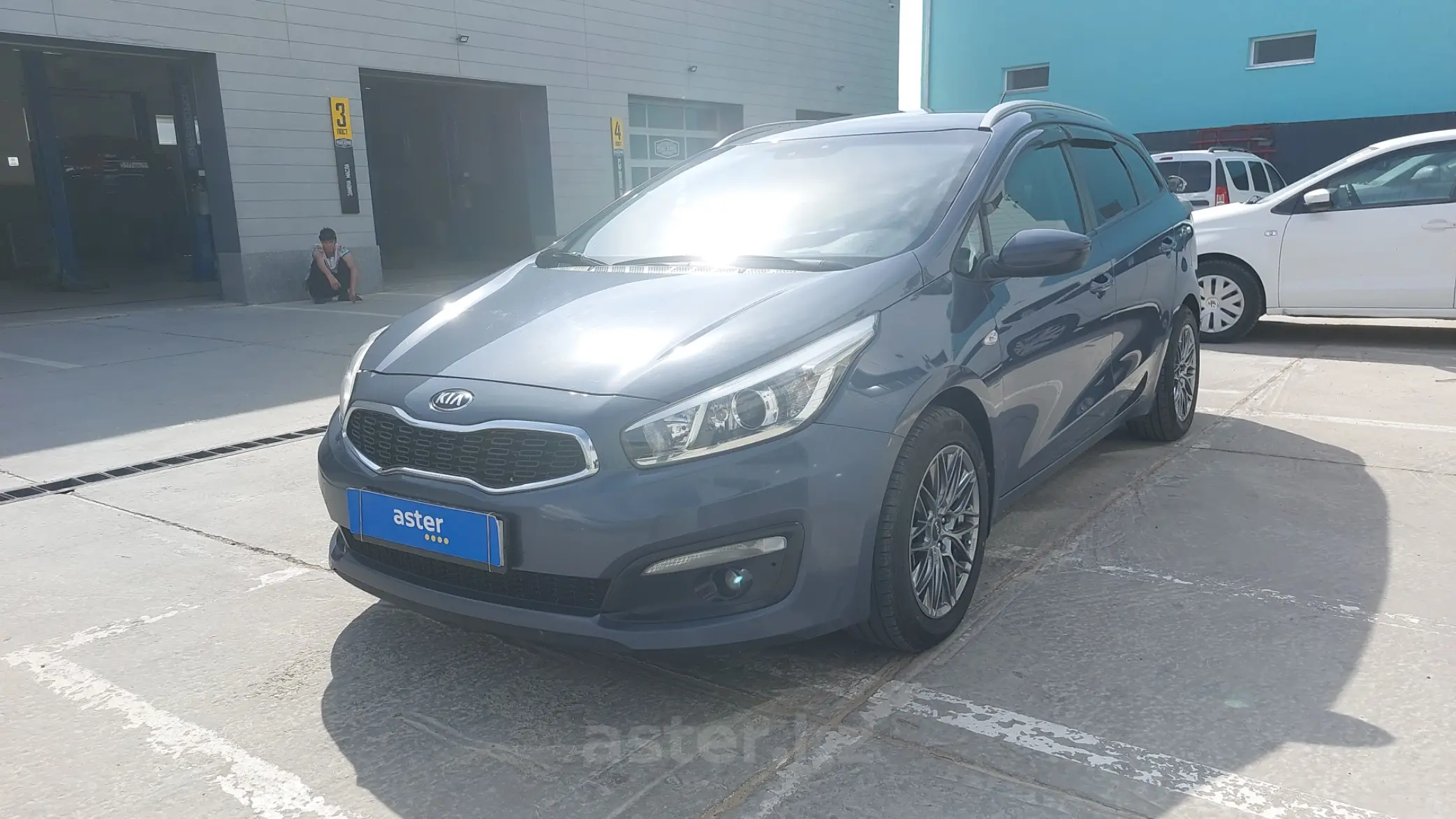 Kia Ceed синий 2013