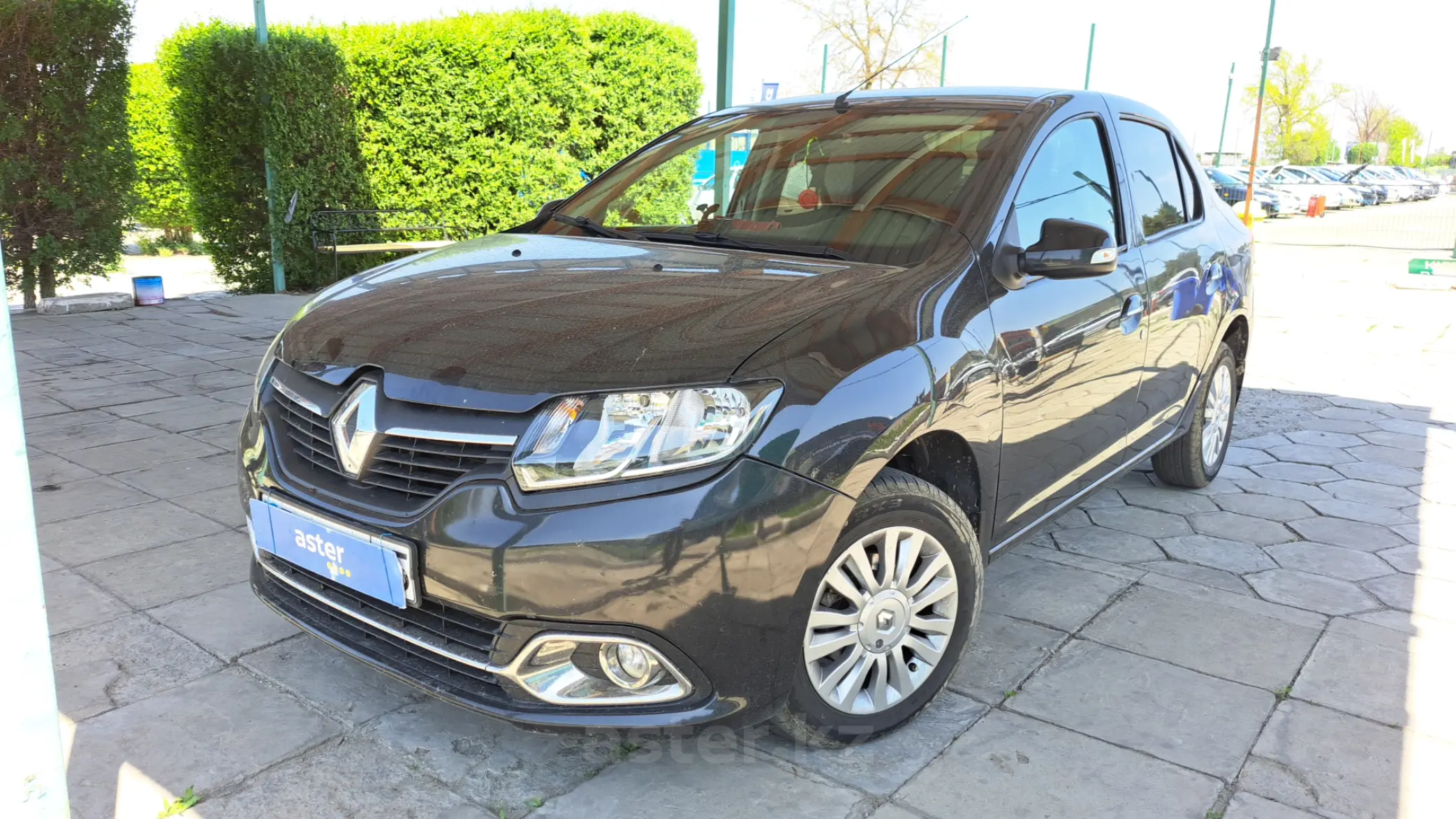 Renault Logan 2015