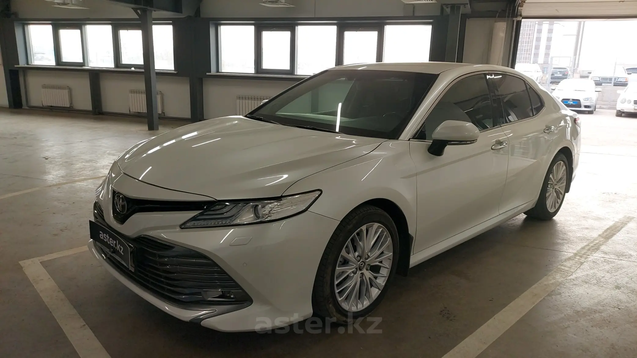 Toyota Camry 2019