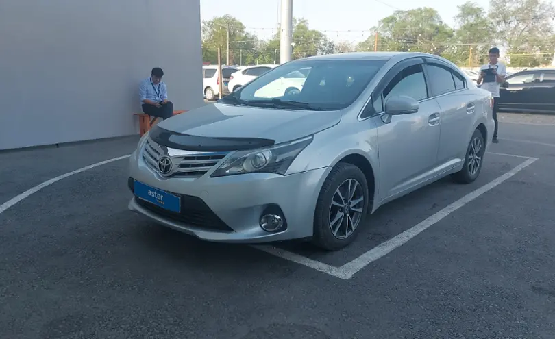 Toyota Avensis 2013