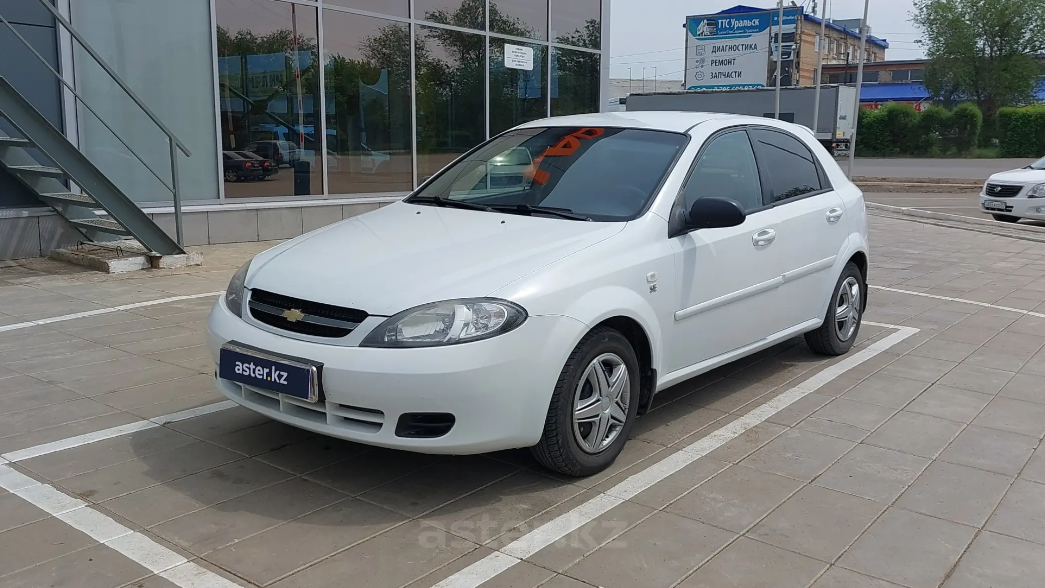 Chevrolet Lacetti 2 Р±РµР»С‹Р№