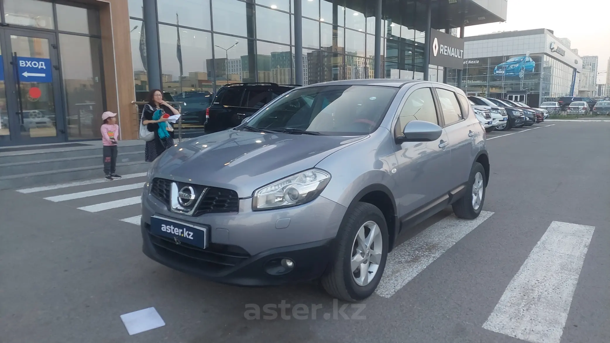 7 Nissan Qashqai 2012