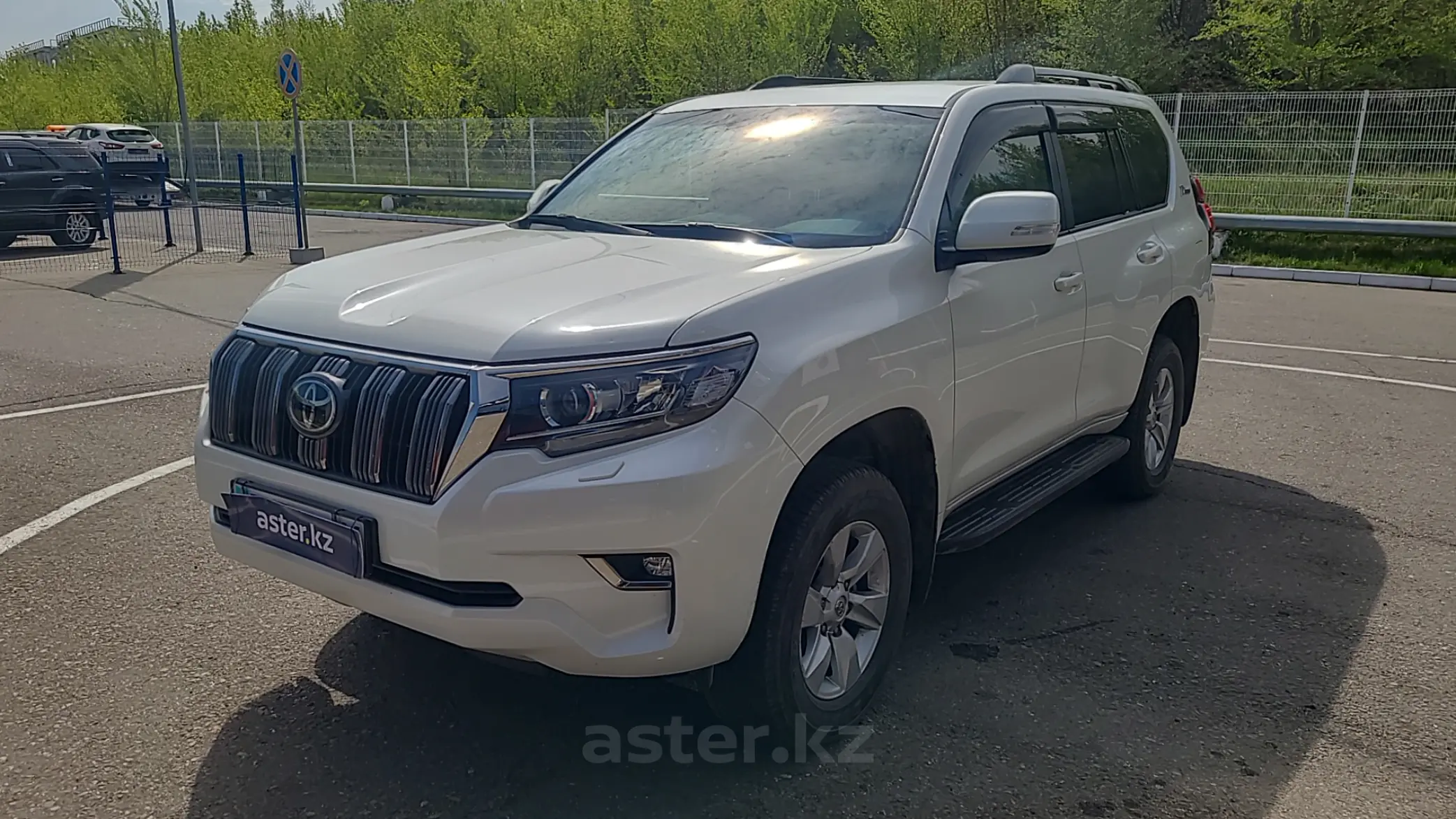 Toyota Land Cruiser Prado 2021