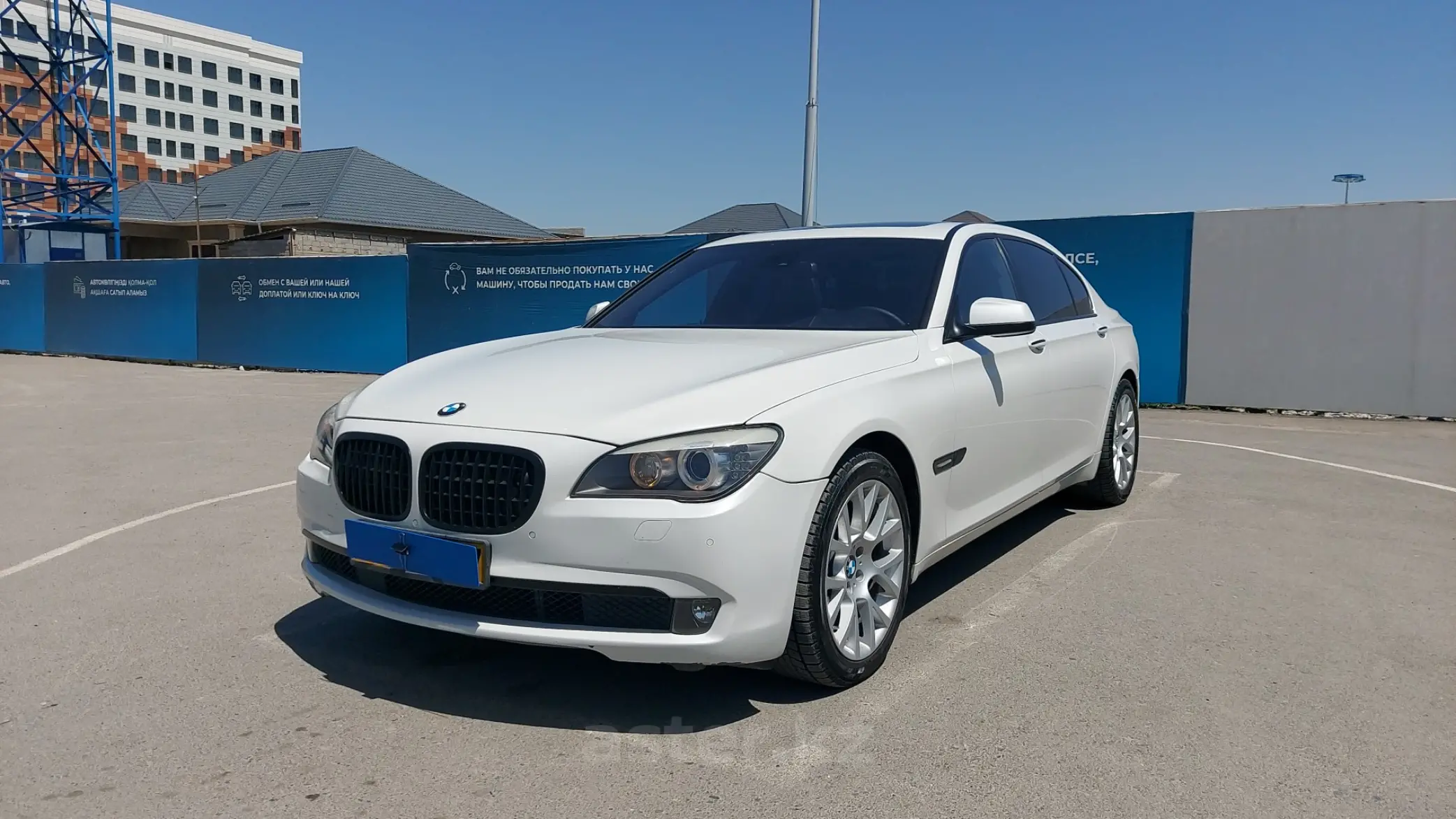 BMW 7 серии 2011