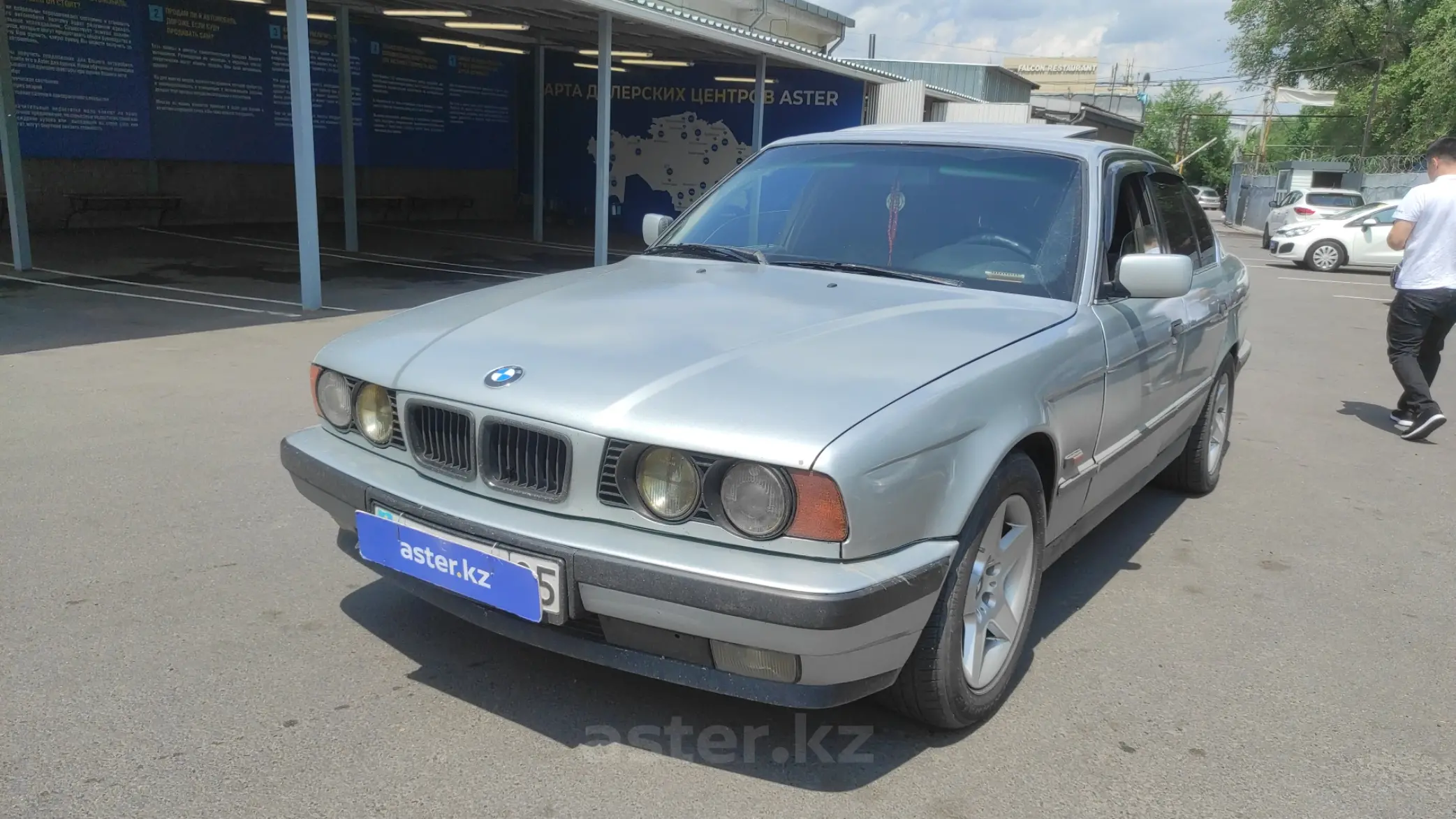 BMW 5 серии 1992