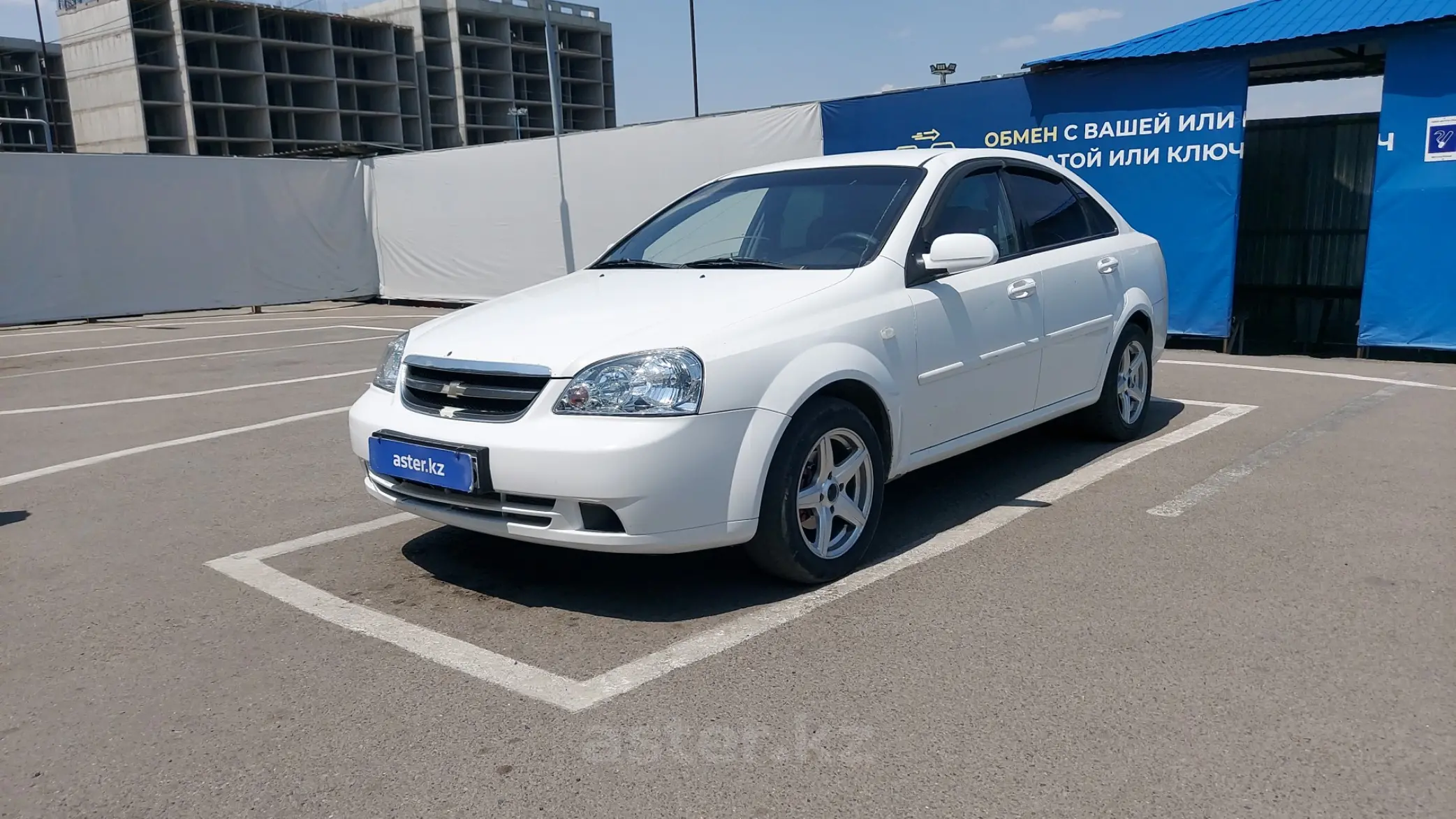 лачетти 2013 год 1 позиция евро вариант. 6. Chevrolet lacetti hatchback 2005. Lacetti 1. Chevrolet lacetti хэтчбек и chevrolet niva.