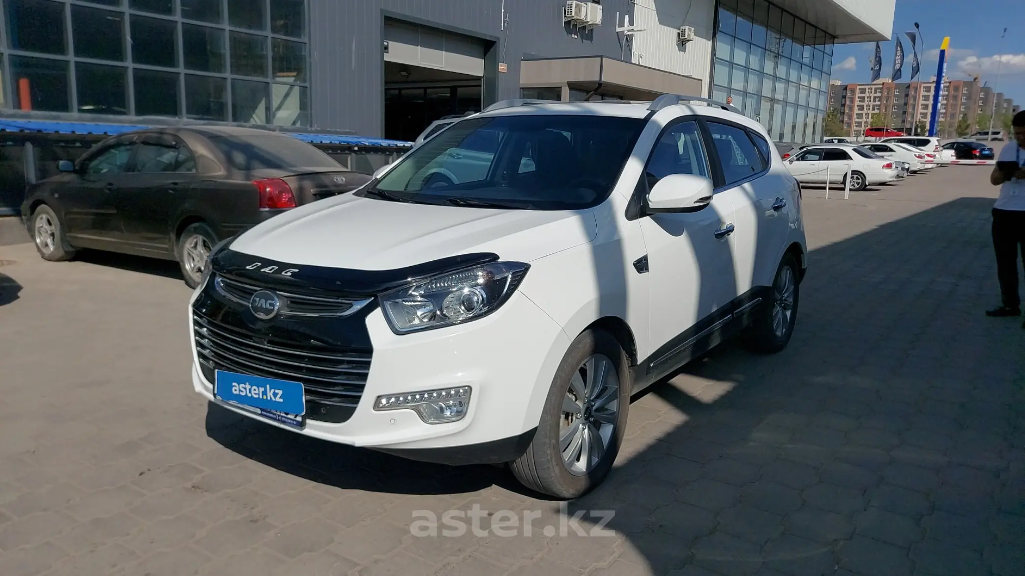 Jac караганда. Автомобиль jac s3, 2019 г. Цветы арен хрея. Jac s5 (eagle) 2020. Jac караганда.