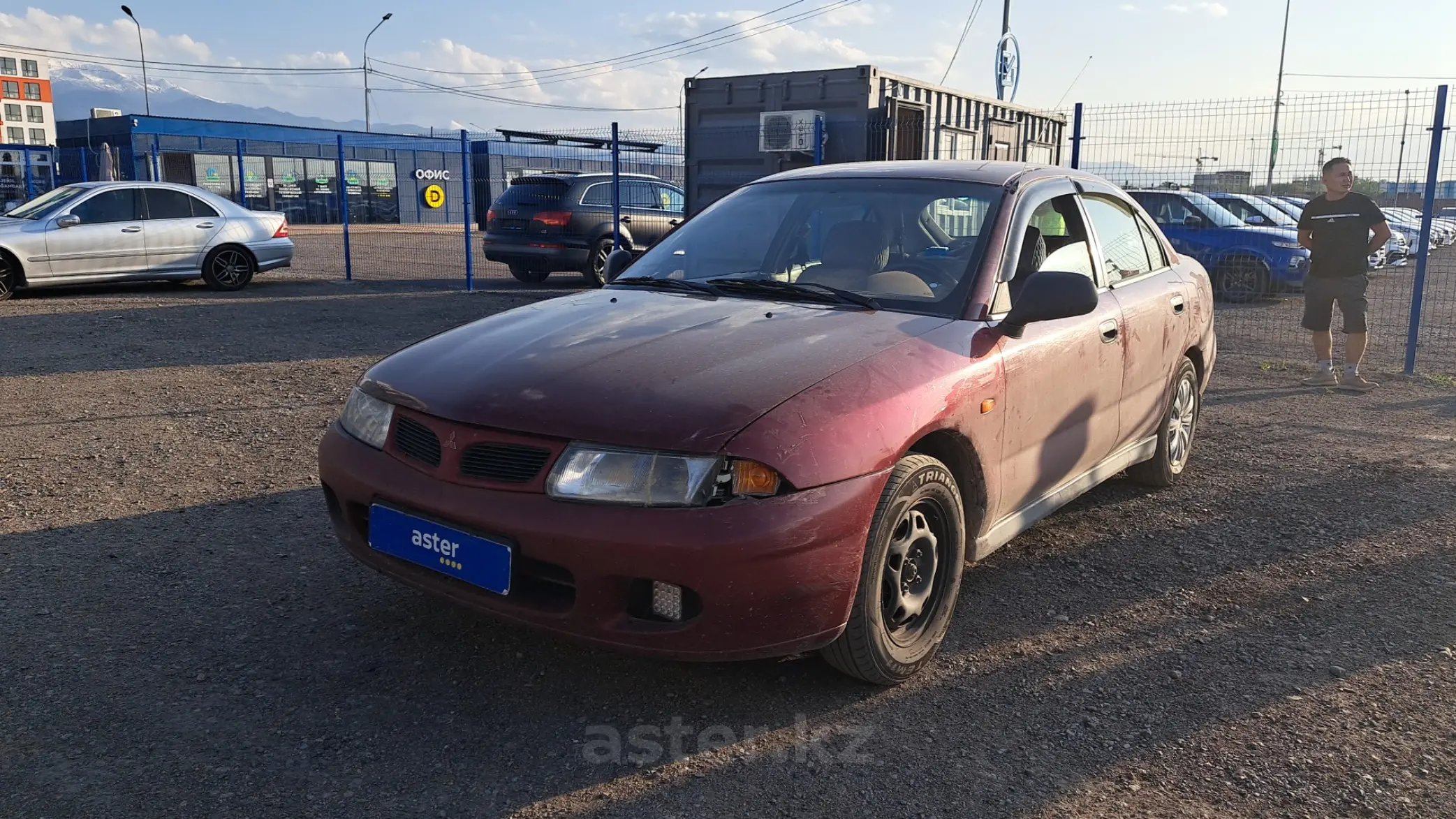 Купить Mitsubishi Carisma Б У