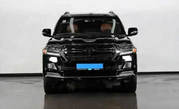 Toyota Land Cruiser 2018 года за 39 850 000 тг. в Астана фото 2