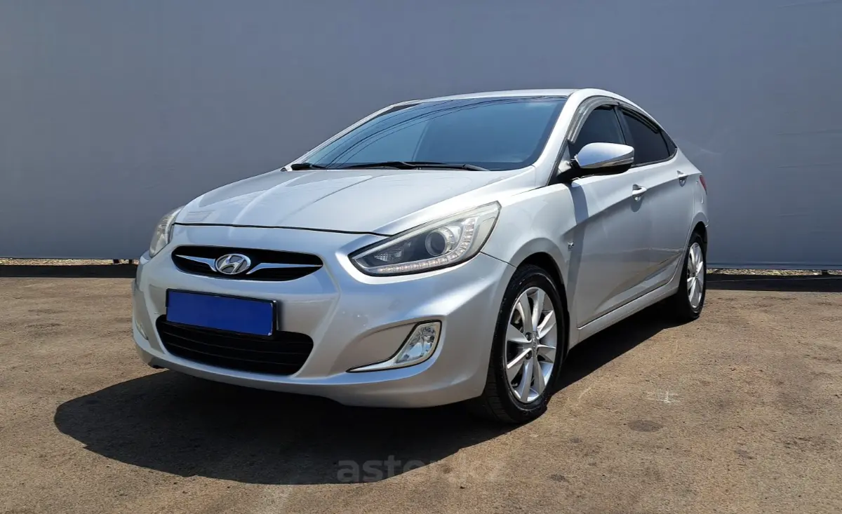 Hyundai Accent 2014