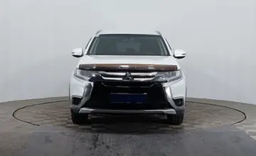 Mitsubishi Outlander 2015 года за 9 500 000 тг. в Астана фото 2