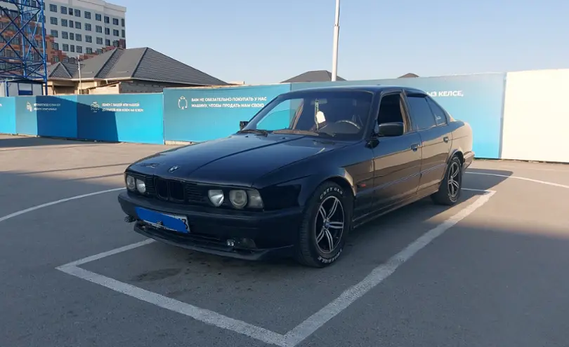 BMW 5 серии 1990 года за 1 500 000 тг. в Шымкент