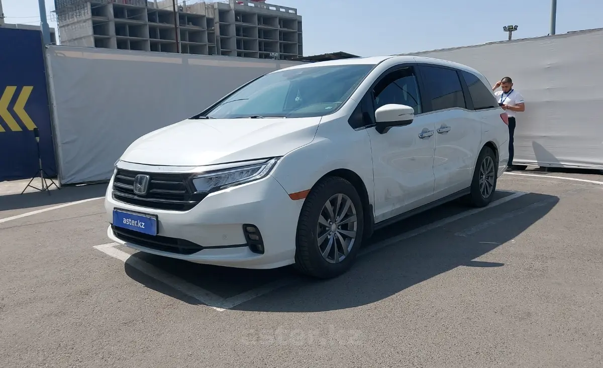 Минивэн алматы. Хонда Одиссей 2021. Honda Odyssey 2021.