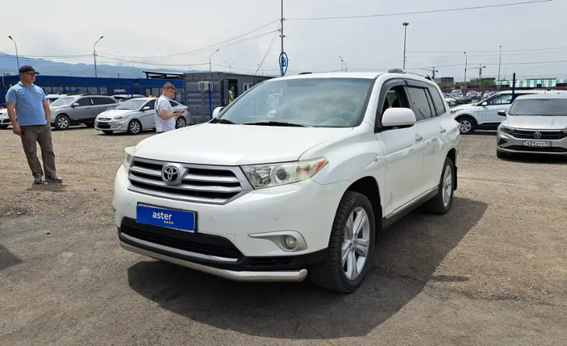 Купить Toyota Highlander 2012 года в Алматы, цена 17000000 тенге. Продажа Toyota Highlander в Алматы - Aster.kz. №c844634 Toyota Highlander 2012 года за 17 000 000 тг. в Алматы