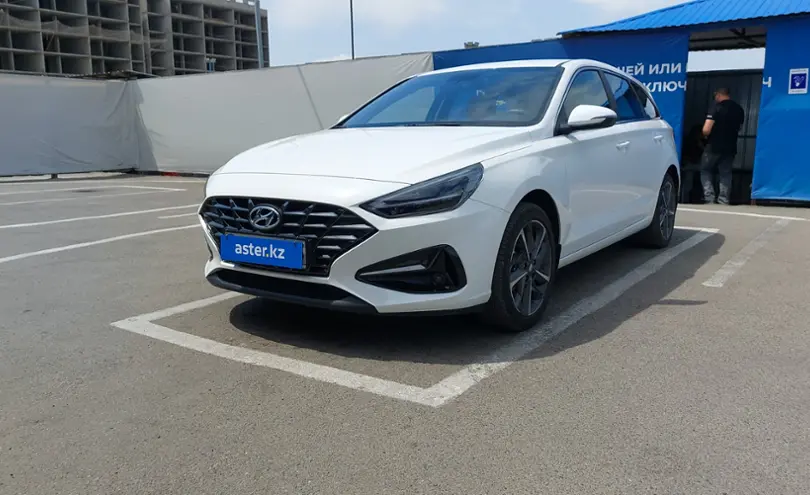 Hyundai i30 2022 года за 12 400 000 тг. в Алматы