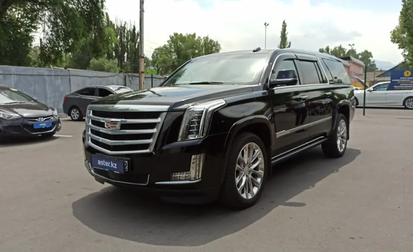 Cadillac Escalade 2019 года за 30 000 000 тг. в Алматы