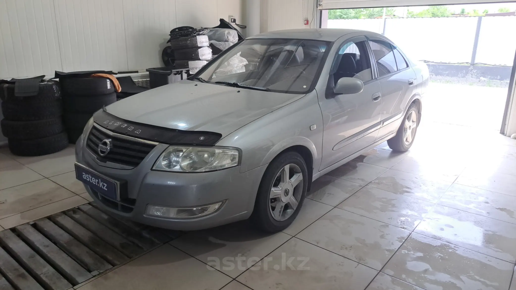 Nissan Almera 2008