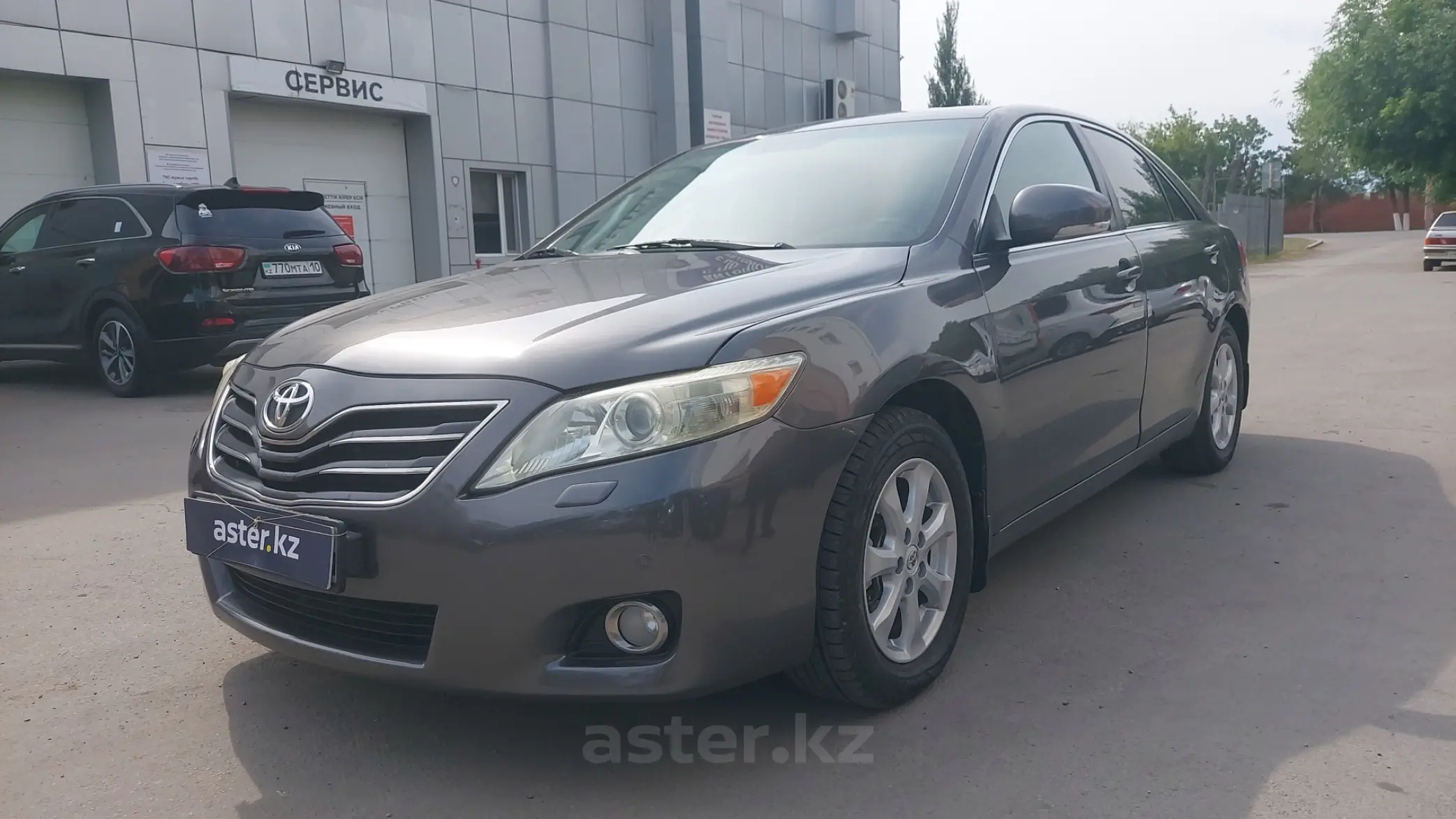 Toyota Camry 2010