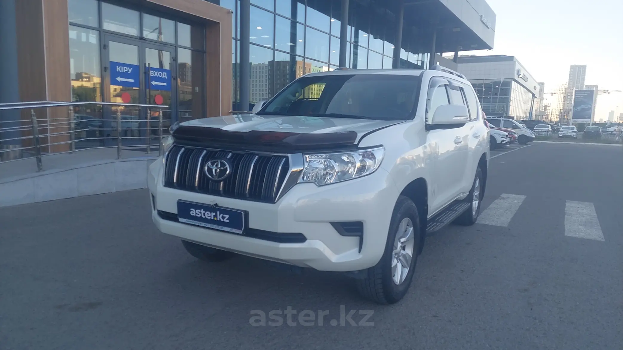 Toyota Land Cruiser Prado 2019