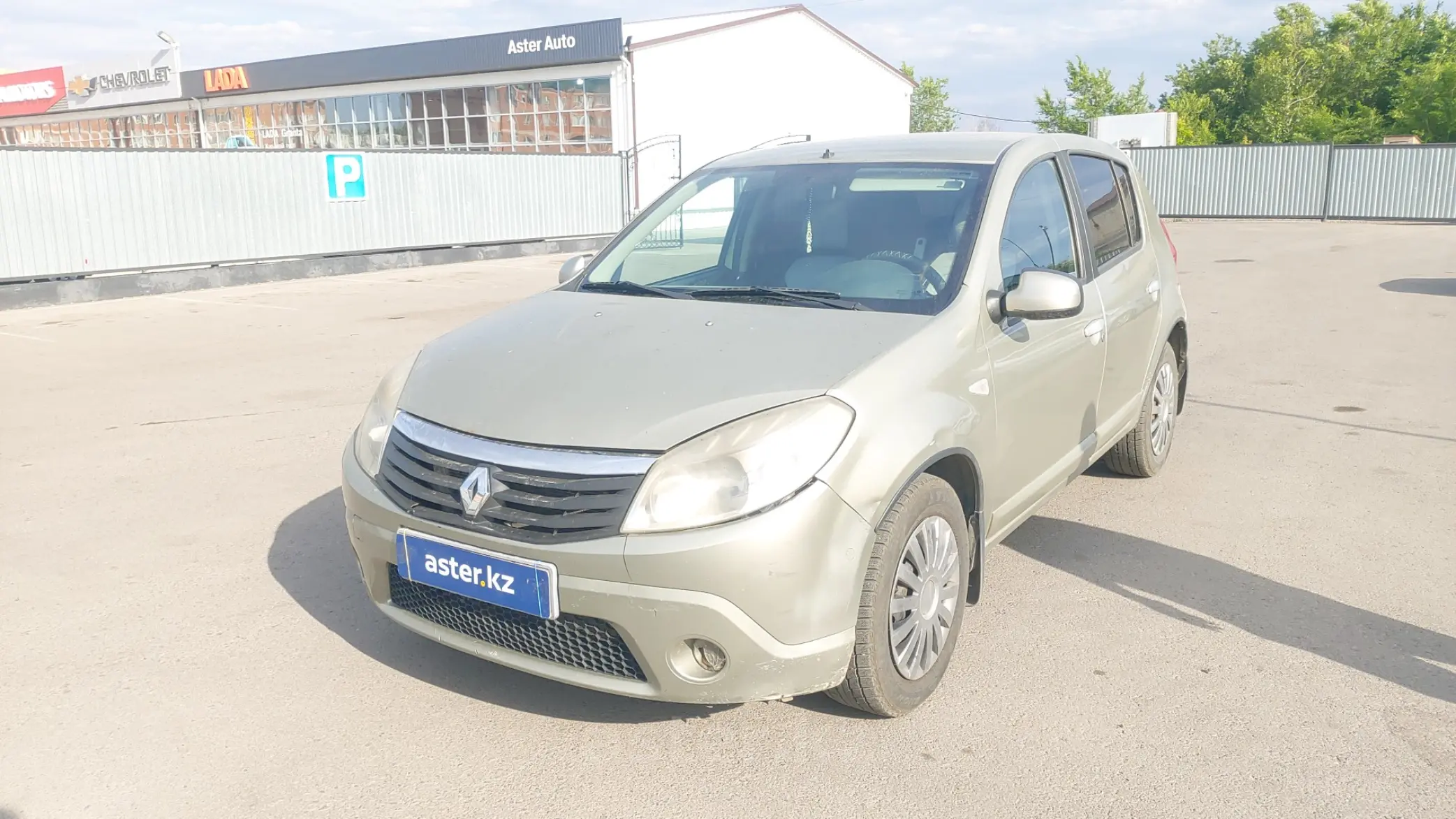 Renault Sandero 2013