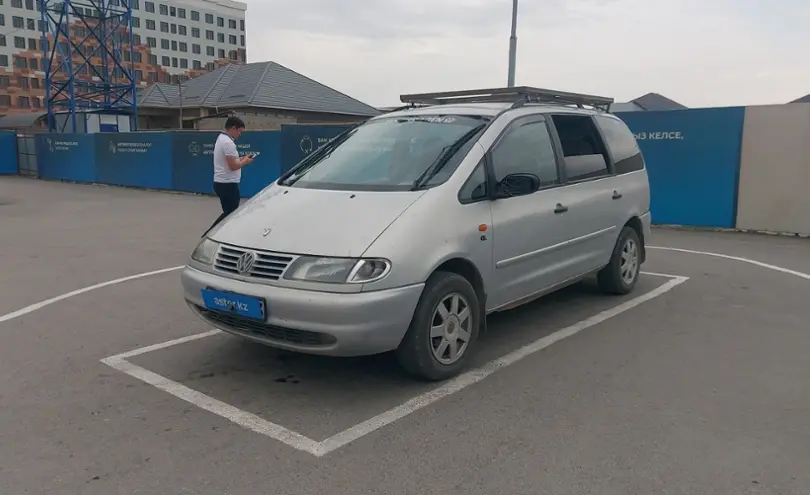Volkswagen Sharan 1997 года за 1 600 000 тг. в Шымкент