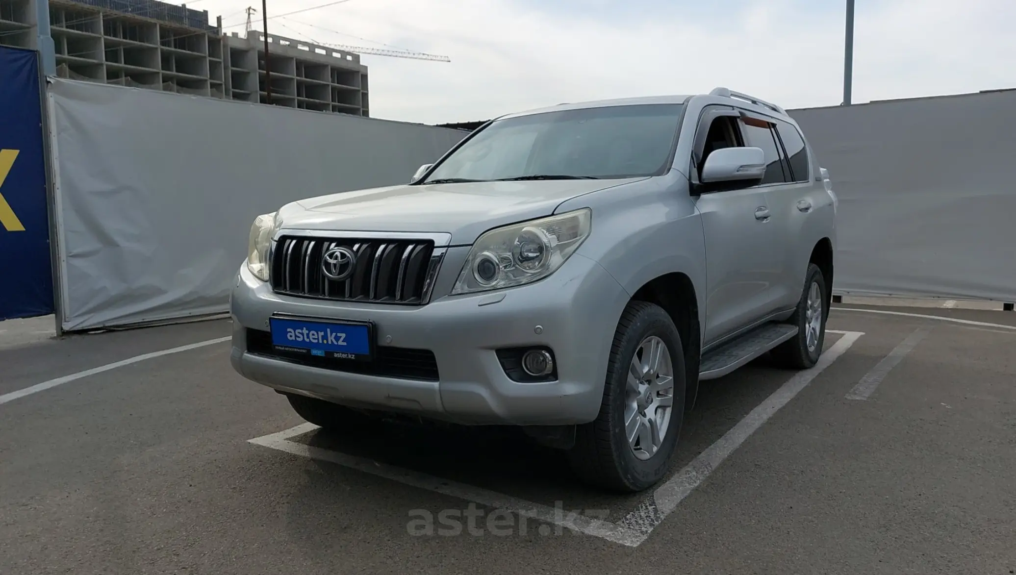 Toyota Land Cruiser Prado 2012