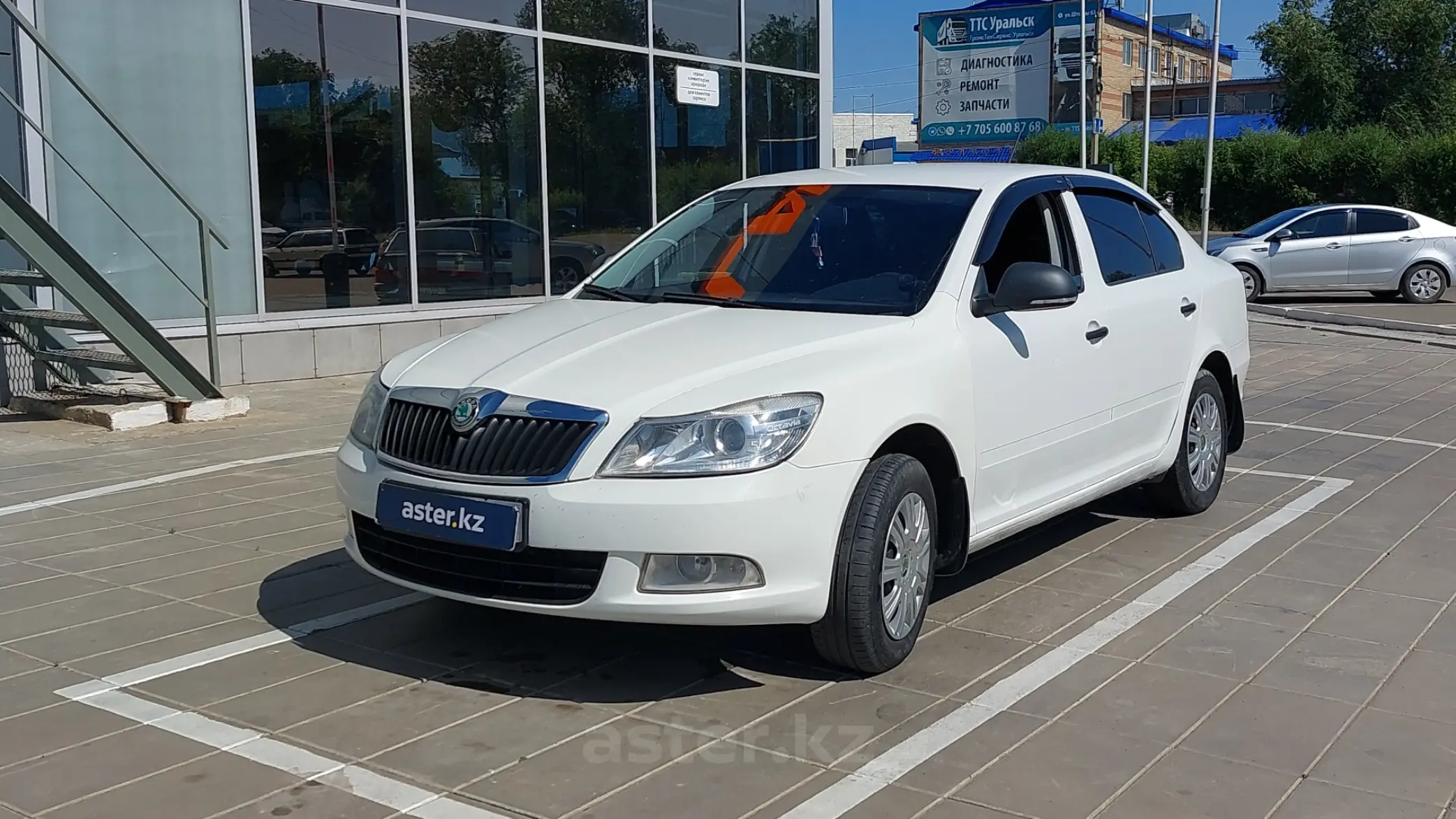 Купить Skoda Octavia 2012 года в Уральске, цена 3500000 тенге. Продажа Skoda  Octavia в Уральске - Aster.kz. №c854546