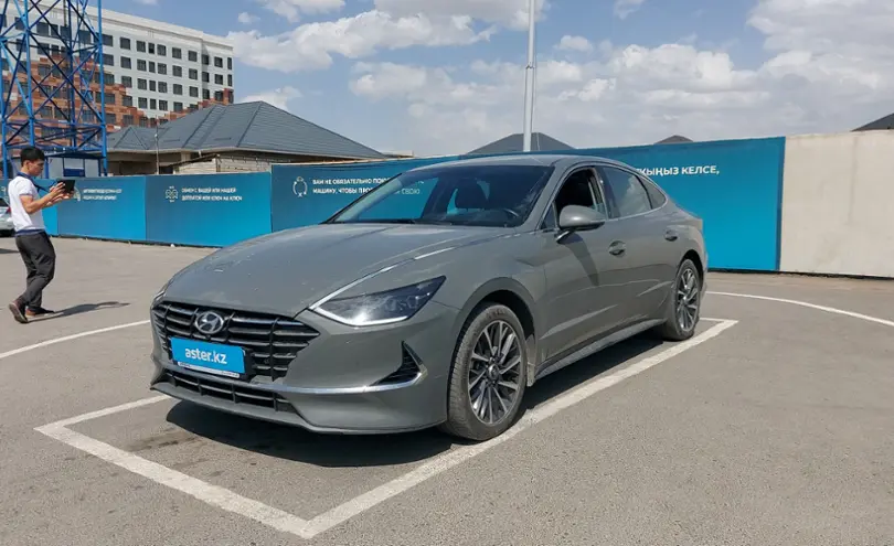 Hyundai Sonata 2020 года за 15 000 000 тг. в Шымкент