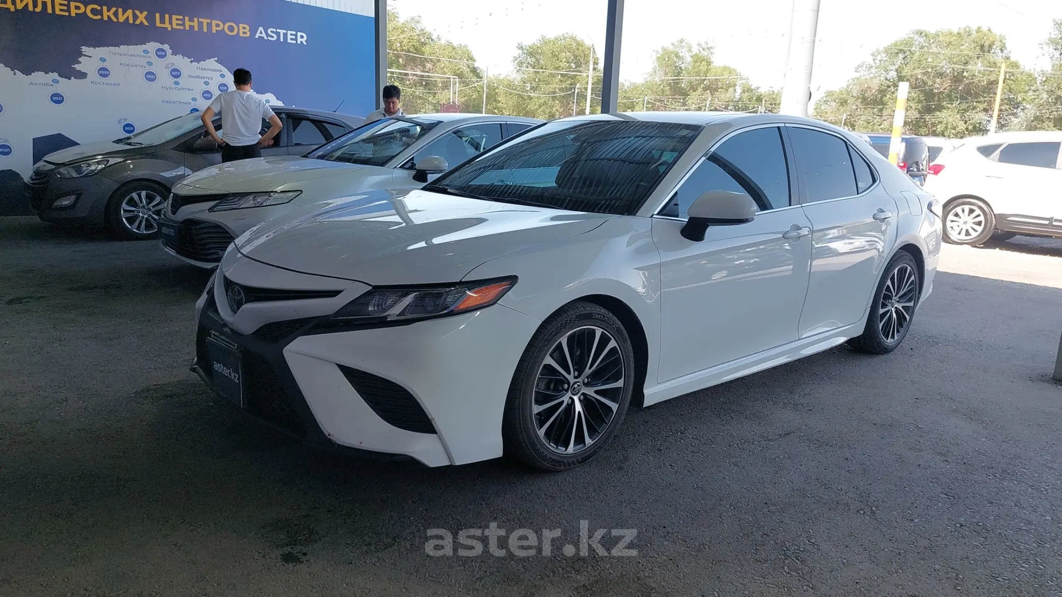 Toyota Camry 2019