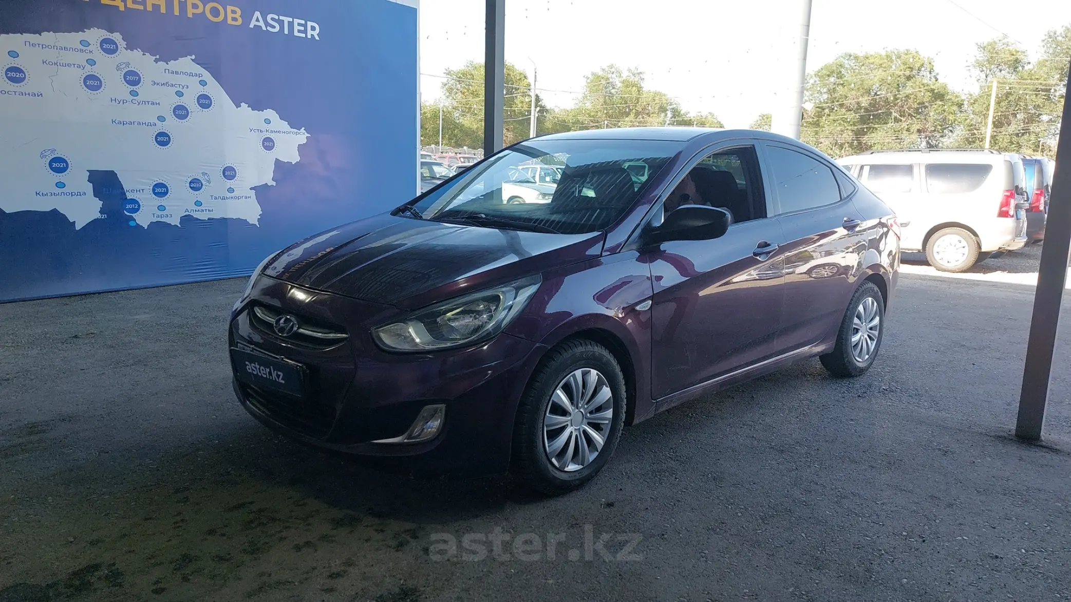 Hyundai Accent 2013