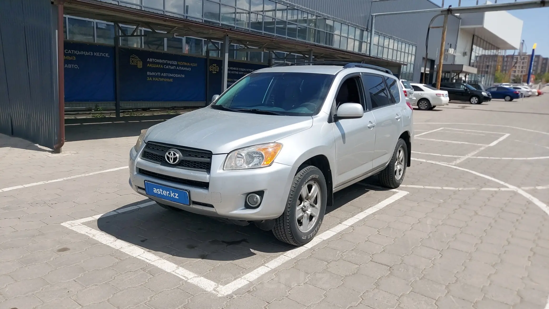 Toyota RAV4 2011