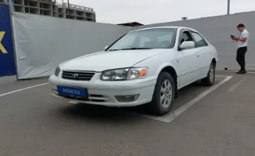 Toyota Camry 2000 года за 3 500 000 тг. в Алматы