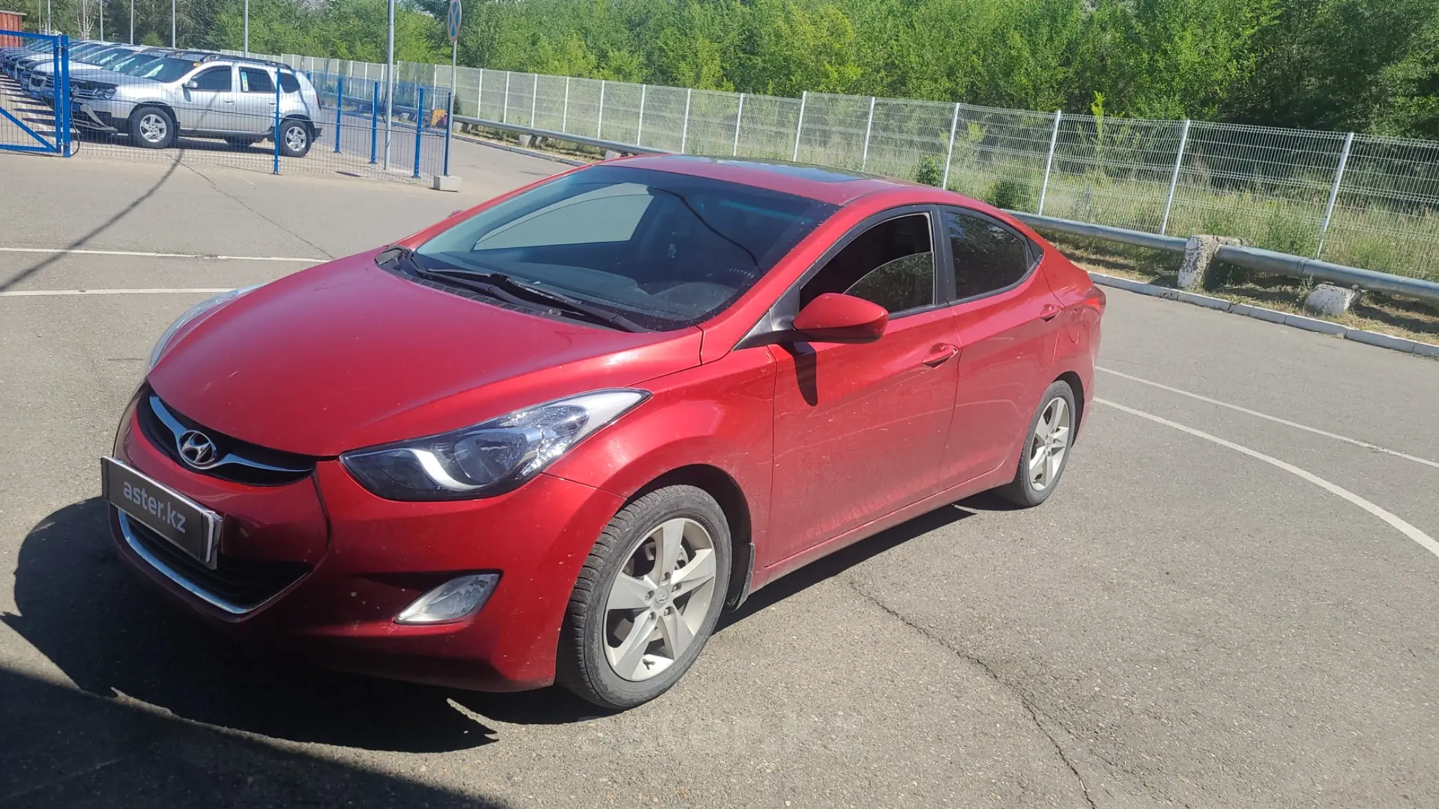 Hyundai Elantra 2012