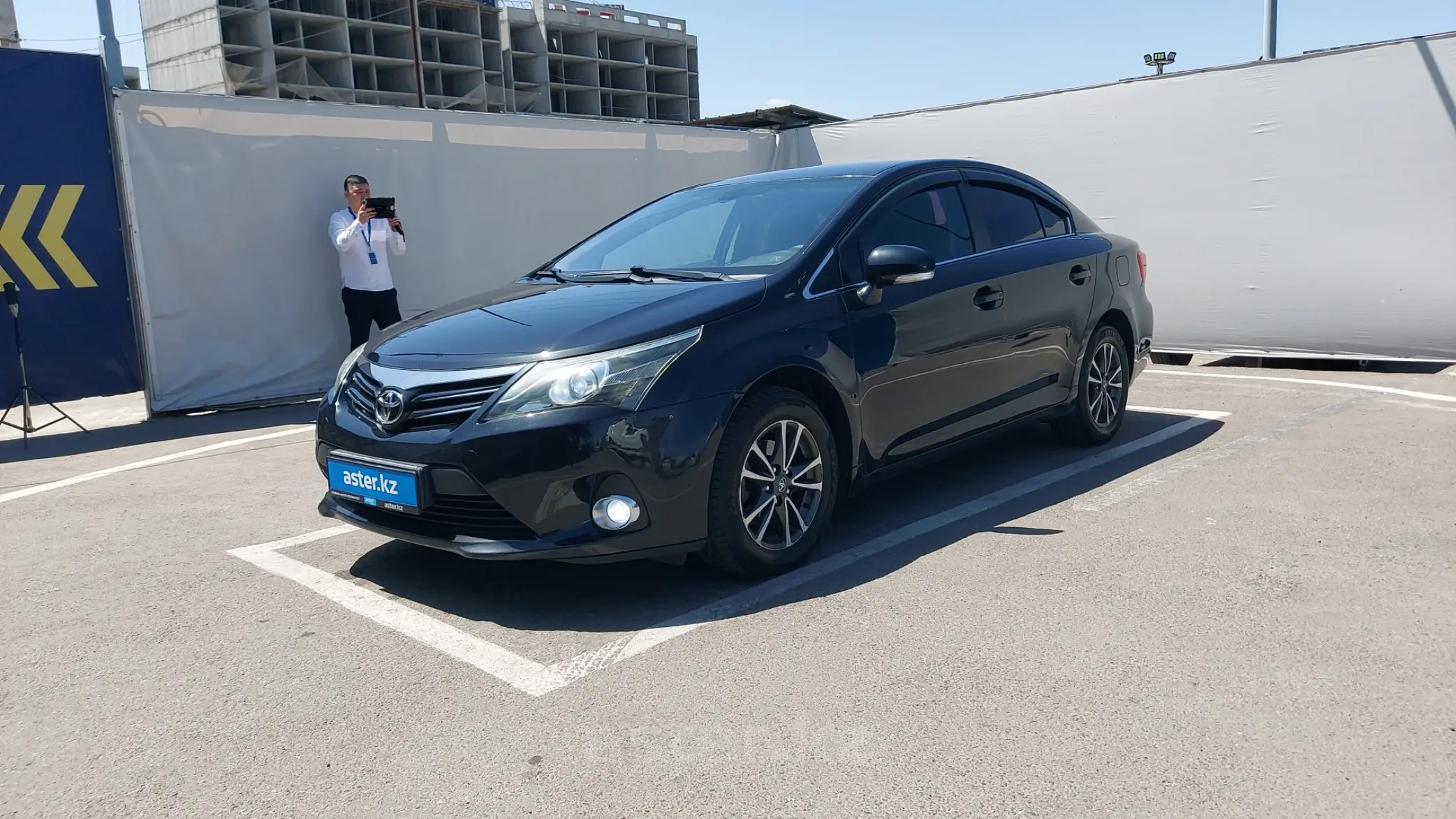 Toyota Avensis 2011