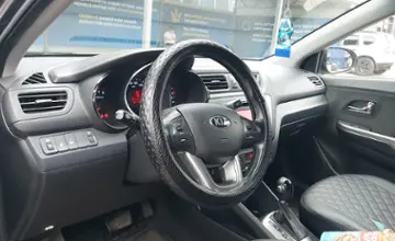 Kia Rio 2015 года за 7 600 000 тг. в Караганда фото 5