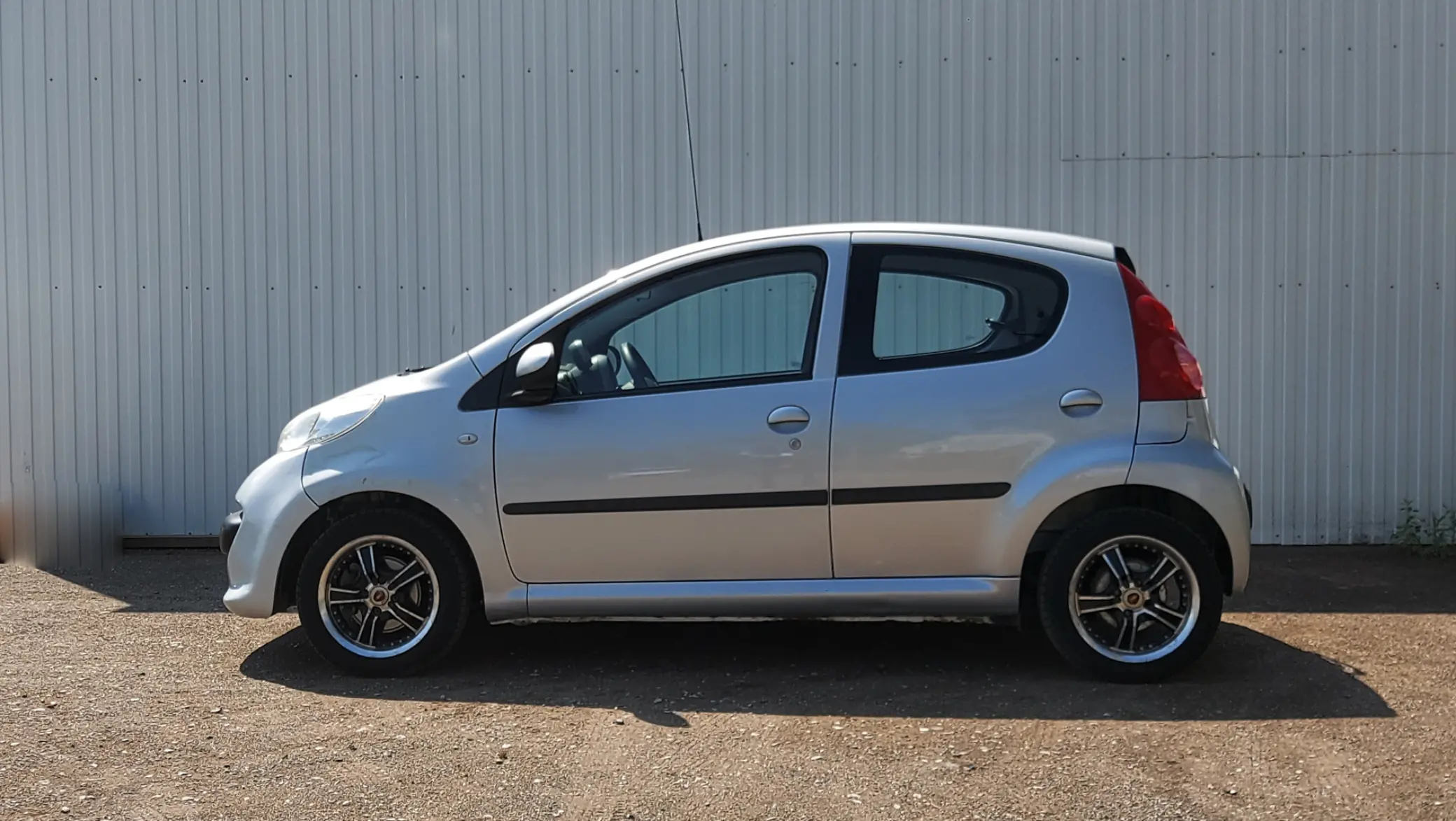 Купить Peugeot 107 2007 года в Павлодаре, цена 1490000 тенге. Продажа Peugeot  107 в Павлодаре - Aster.kz. №258764