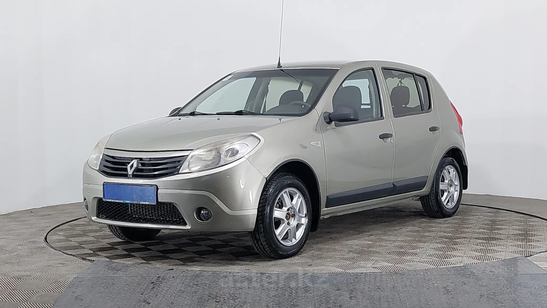 Renault Sandero 2013