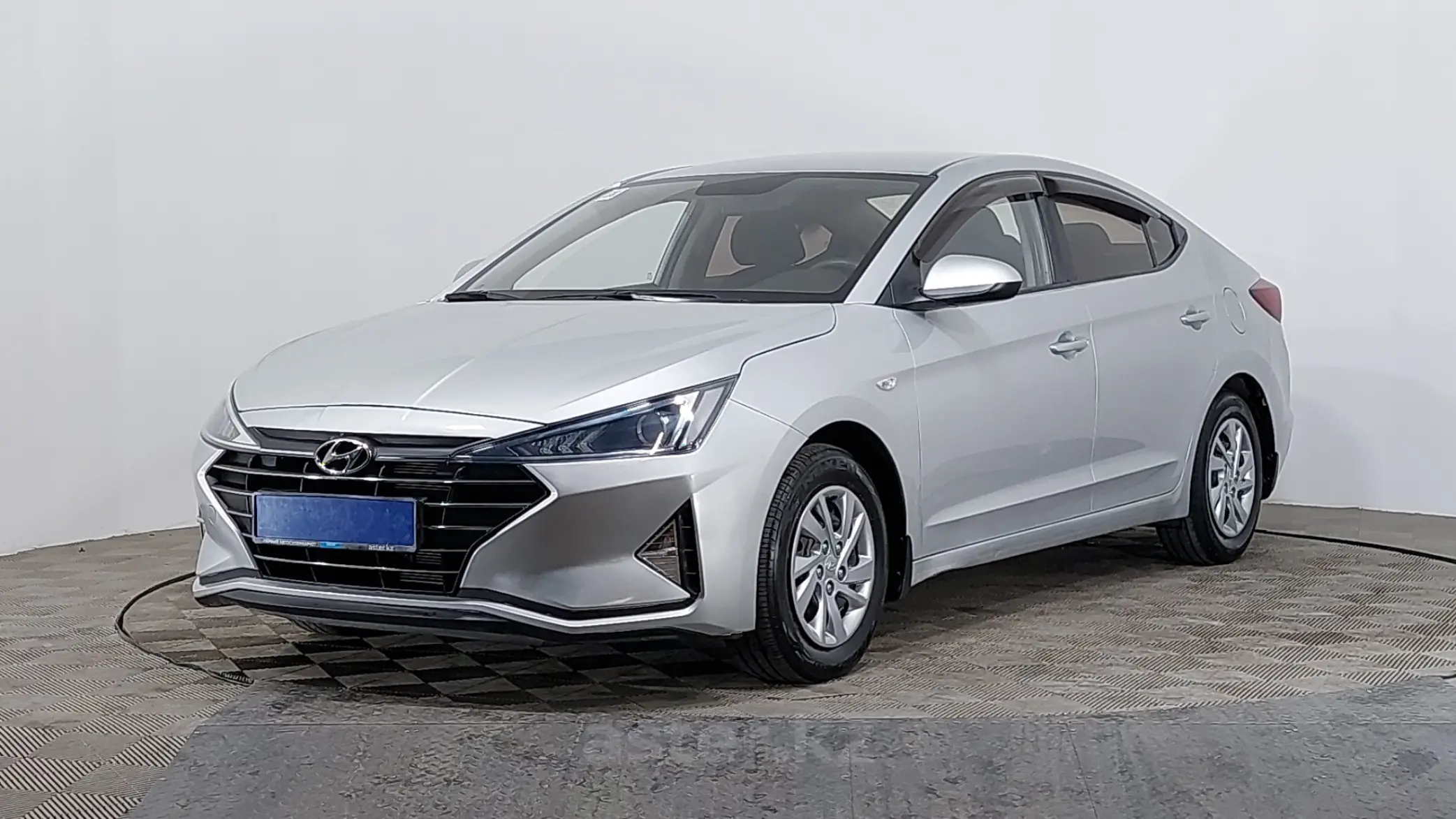 Hyundai Elantra 2019