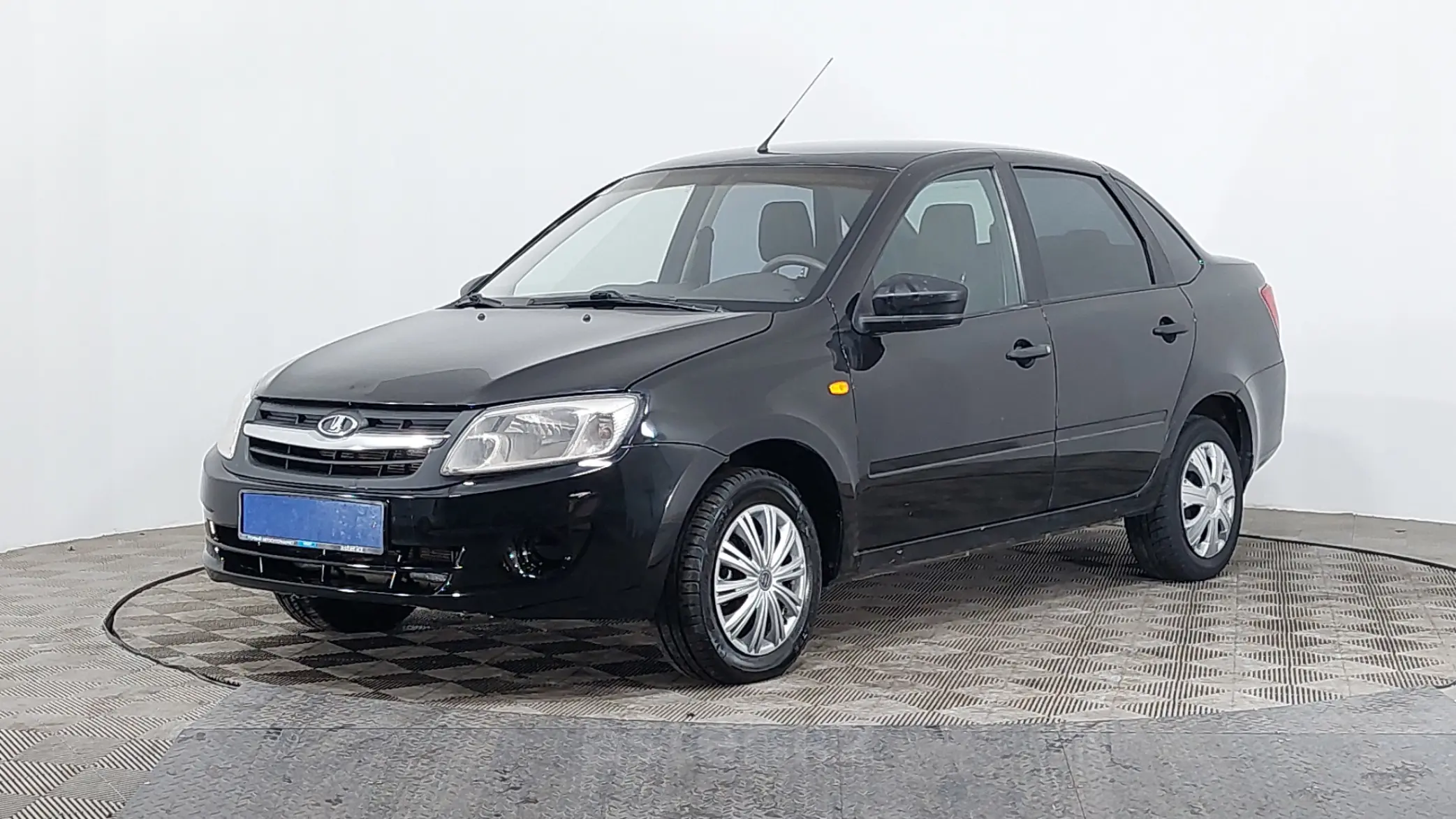 LADA (ВАЗ) Granta 2016