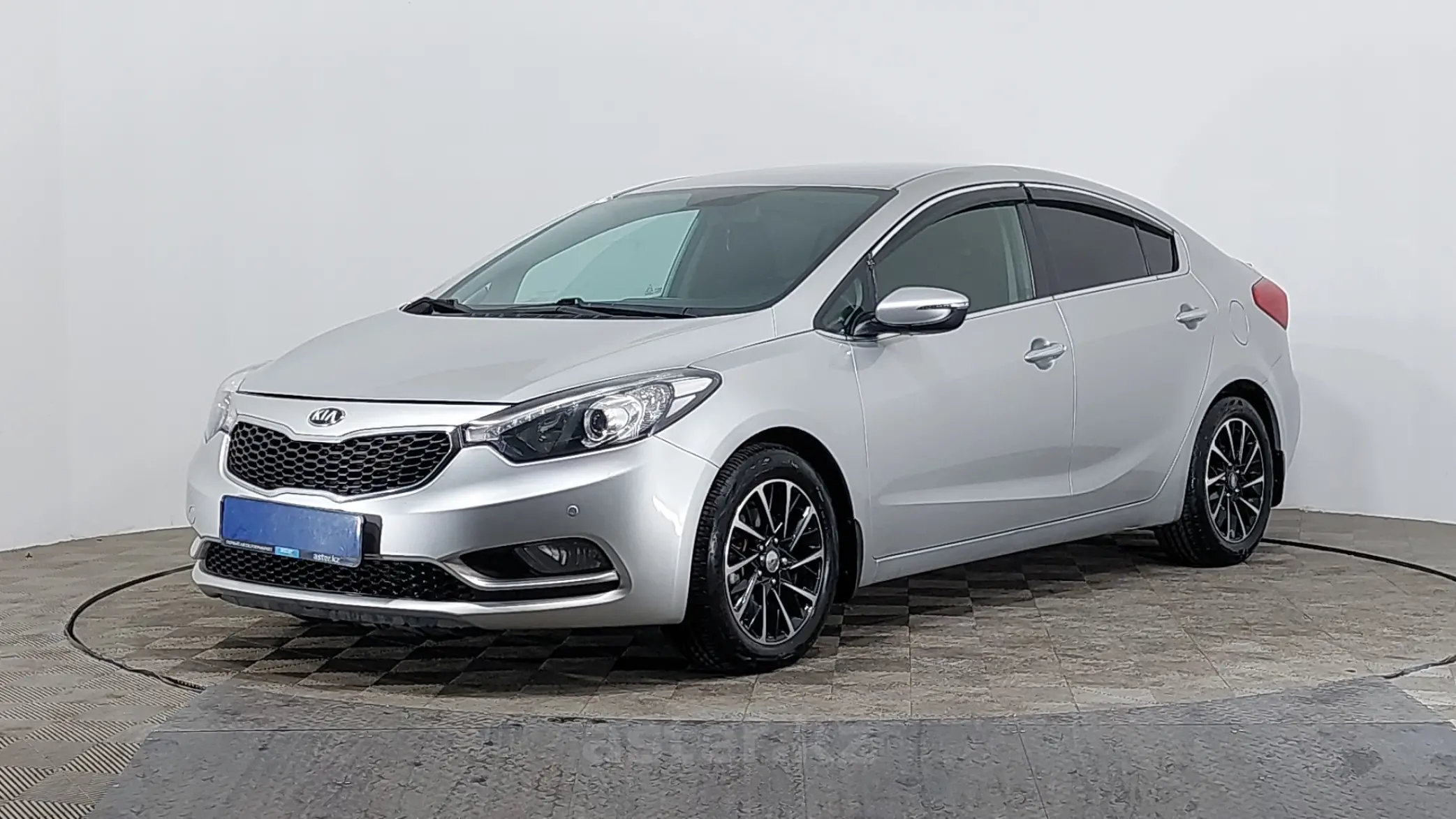 Kia Cerato 2013