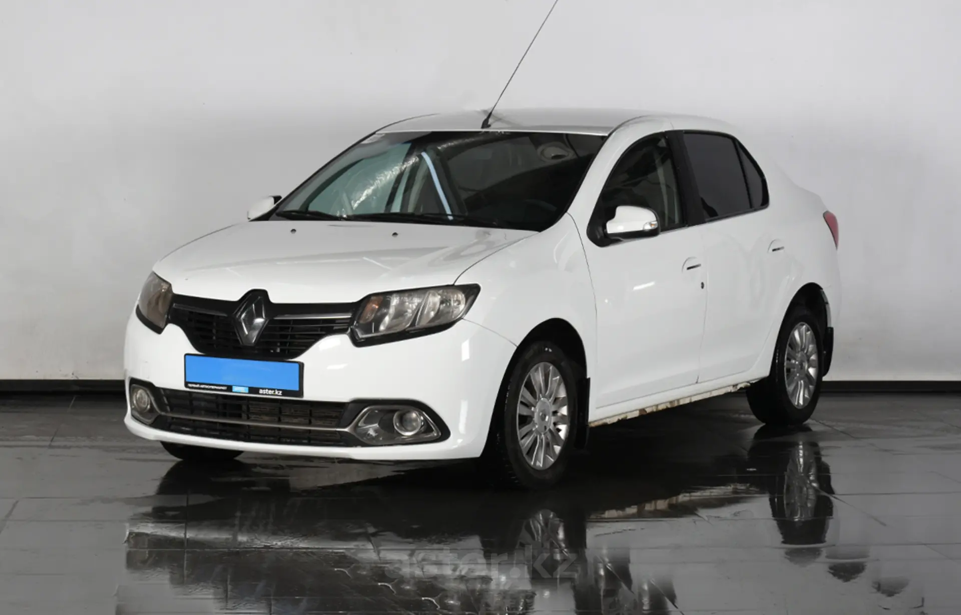 Renault Logan 2014