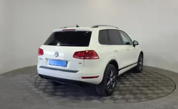 Volkswagen Touareg 2011 года за 9 700 000 тг. в Алматы