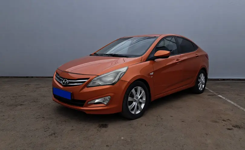 Что то фото hyundai solaris 2014 год хэтчбек коричневого цвета