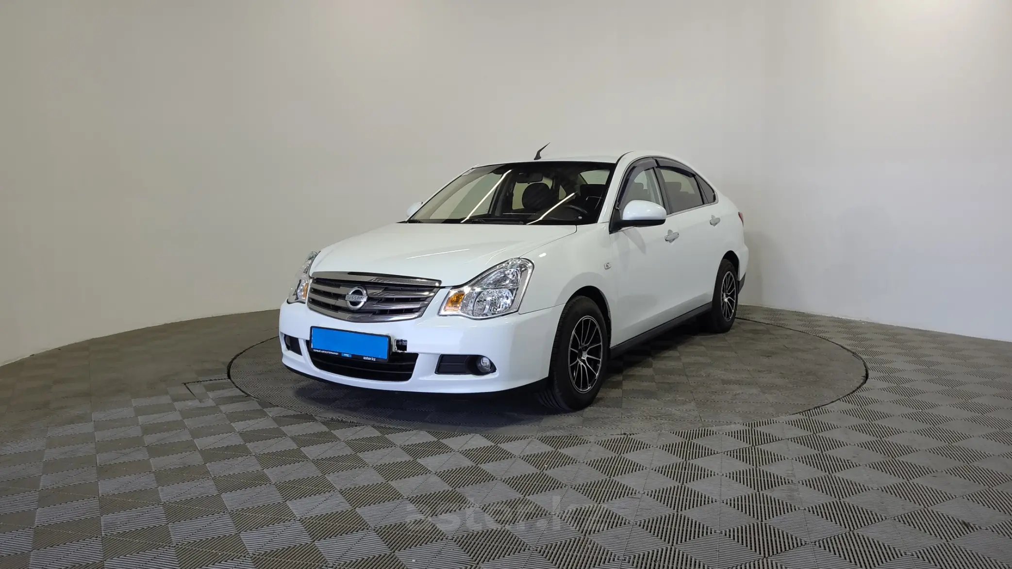 Nissan Almera 2014