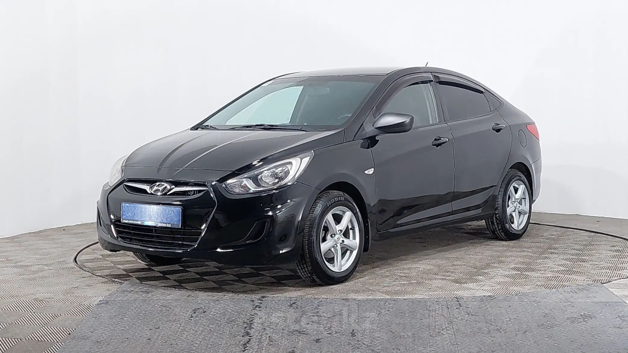 Hyundai Accent 2012