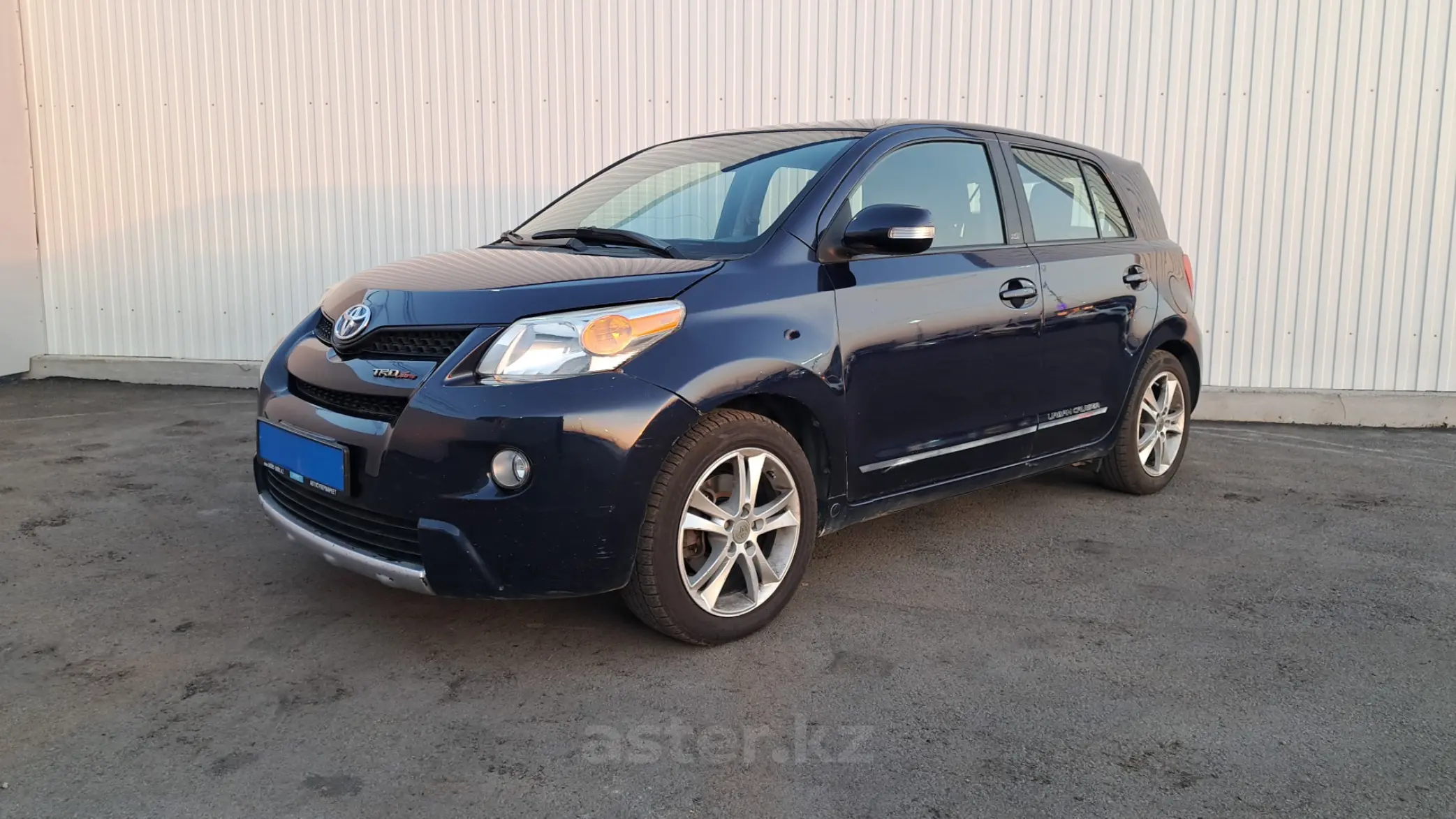 Scion xD 2011